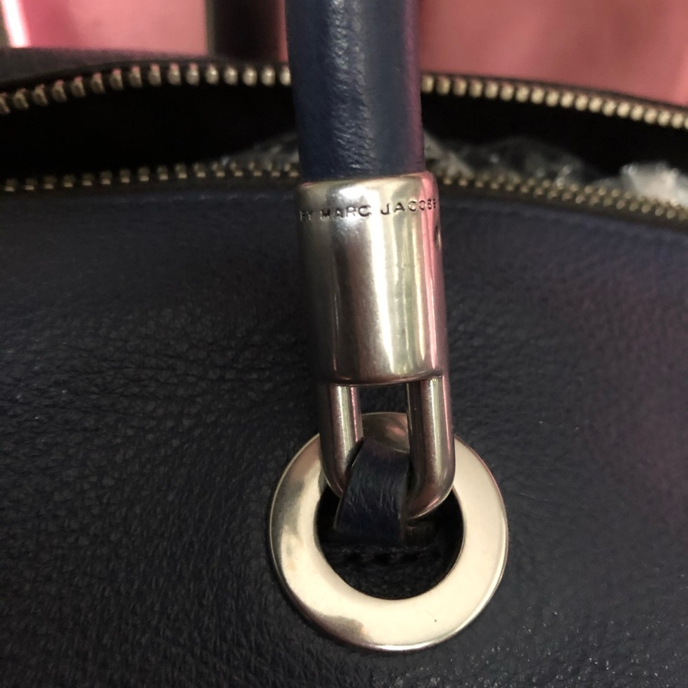 MBMJ navy leather with silver satchel - Picture 6 of 10